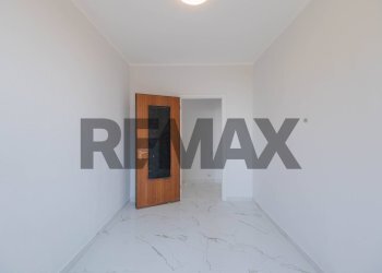 Stanza vuota - Three-room apartment VIA CANTU
 
15, Cassano Magnago - photo 19