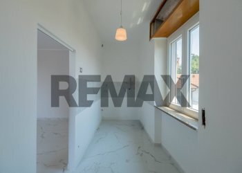 Stanza vuota - Three-room apartment VIA CANTU
 
15, Cassano Magnago - photo 22
