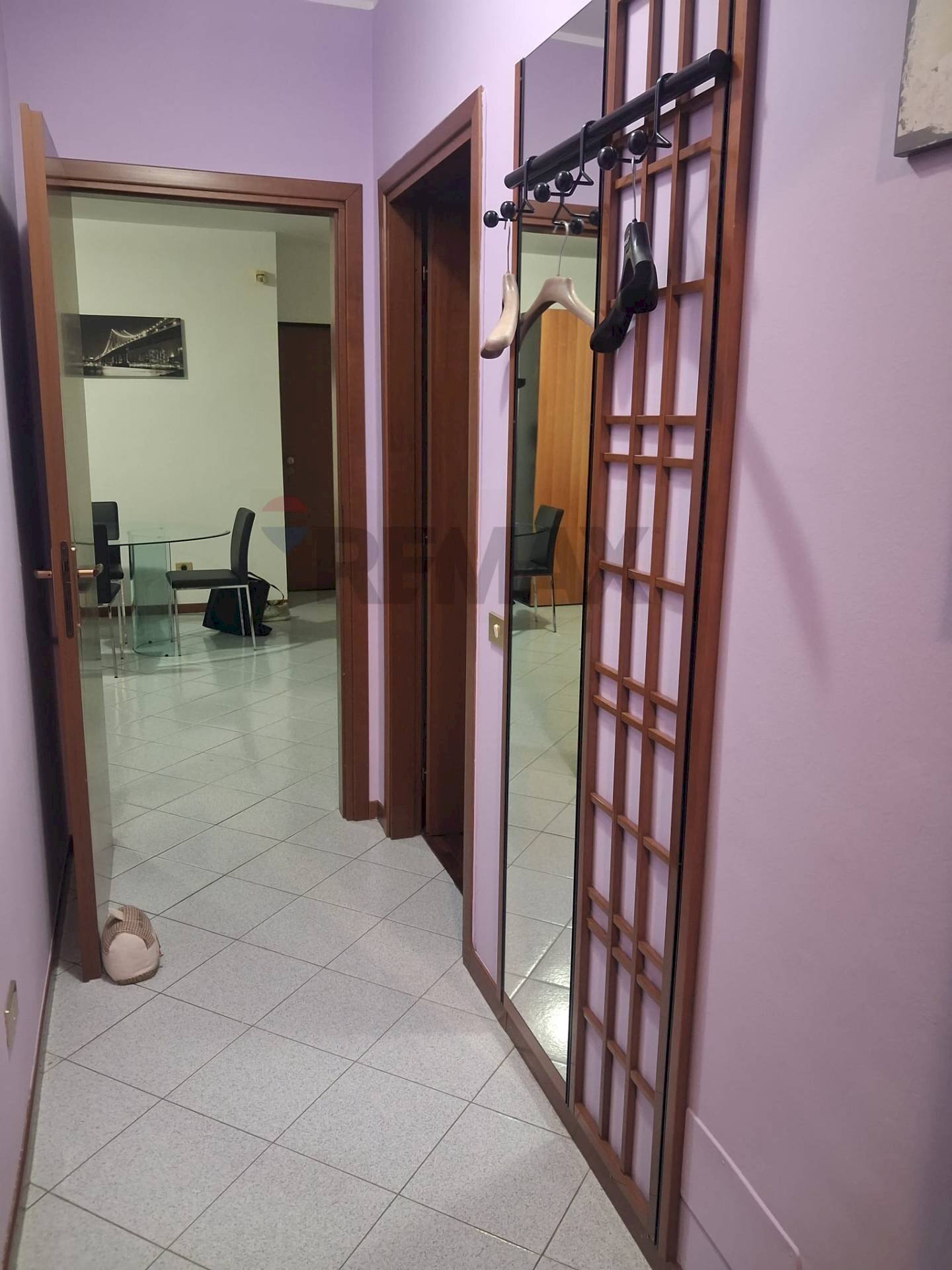 Hall / corridoio - Three-room apartment VIA XXII MARZO
35, Gallarate - photo 3