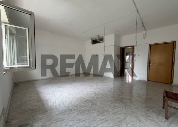 Stanza vuota - Bilocale via Alessandro Manzoni
229, San Giorgio a Cremano - foto 8