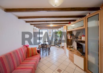 Sala da pranzo - Semi-detached house via Case schianchi
 
11, Langhirano - photo 12