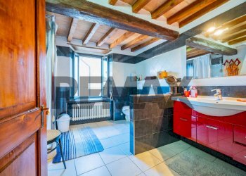 Bagno - Semi-detached house via Case schianchi
 
11, Langhirano - photo 20
