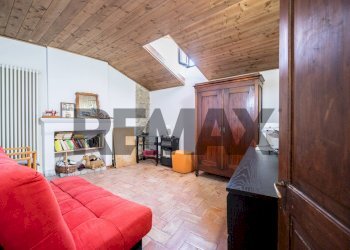 Soggiorno - Semi-detached house via Case schianchi
 
11, Langhirano - photo 24