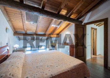 Camera / camera da letto - Semi-detached house via Case schianchi
 
11, Langhirano - photo 34