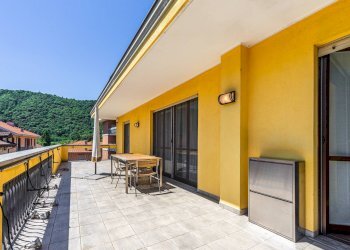 Foto 4 - Attico via Gilodi
 
12, Borgosesia - foto 4