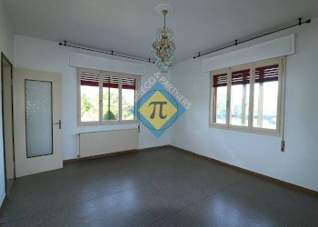 Foto 40 - Villa via Casagrande
 
57, San Quirino - photo 40