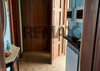 Hall / corridoio - Semi-detached house CAMPI
 
60, Albareto - photo 28