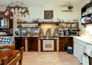 Cucina - Villa Via dei Fienili
 
29, Velletri - photo 5
