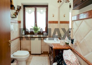 Bagno - Villa Via dei Fienili
 
29, Velletri - photo 13
