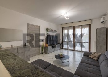 Soggiorno - Trilocale VIA CAMILLO TOSI
 
6, Busto Arsizio - foto 1