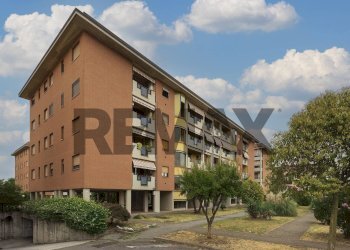 Edificio all\'aperto - Trilocale VIA CAMILLO TOSI
 
6, Busto Arsizio - foto 2