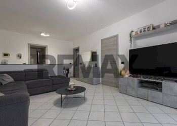 Soggiorno - Trilocale VIA CAMILLO TOSI
 
6, Busto Arsizio - foto 3