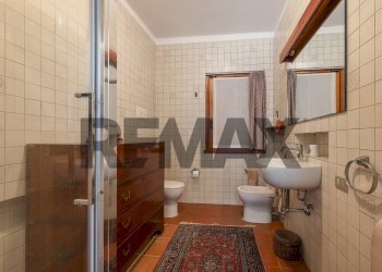 Bagno - Villa Via Armando Diaz
 
90, Olgiate Olona - photo 23