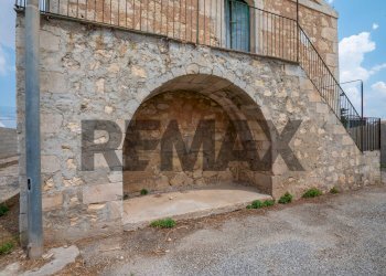 Edificio all\'aperto - Rustico Via Donato Rondinone
 
snc, Ragusa - foto 43