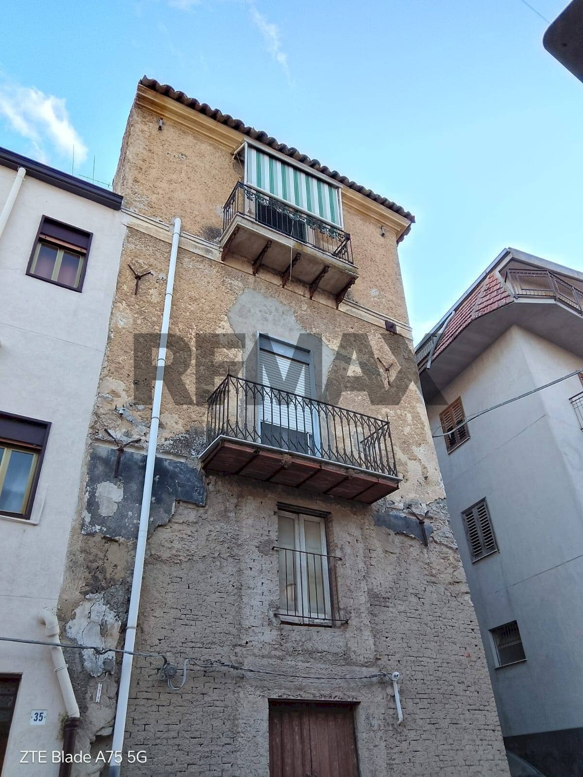Edificio all\'aperto - Apartment via Garigliano
7, San Cataldo - photo 3