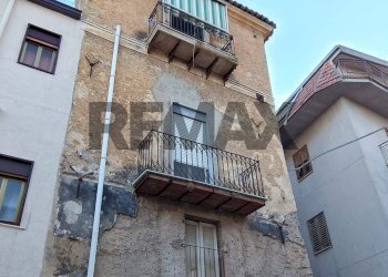 Edificio all\'aperto - Apartment via  Garigliano
 
7, San Cataldo - photo 3