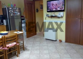 Sala da pranzo - Apartment via  Garigliano
 
7, San Cataldo - photo 15