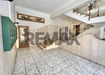 Ricezione / Lobby - Trilocale CORSO EUROPA
 
206, Marano di Napoli - foto 26