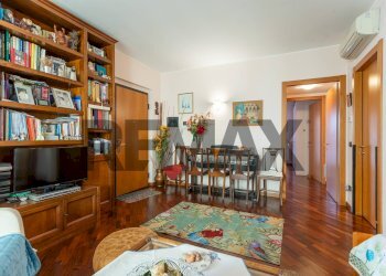 Sala da pranzo - Trilocale Via Doberdo'
32, Milano - foto 2