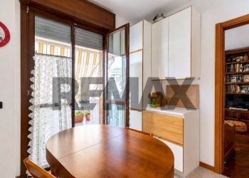 Sala da pranzo - Trilocale Via Doberdo'
32, Milano - foto 7