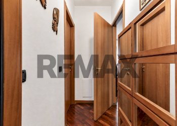 Hall / corridoio - Trilocale Via Doberdo'
32, Milano - foto 12