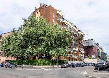 Edificio all\'aperto - Trilocale Via Doberdo'
32, Milano - foto 30