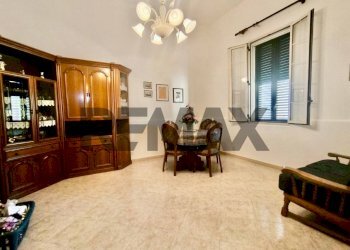 Sala da pranzo - Independent house Via Cavallotti
 
6, Torchiarolo - photo 4