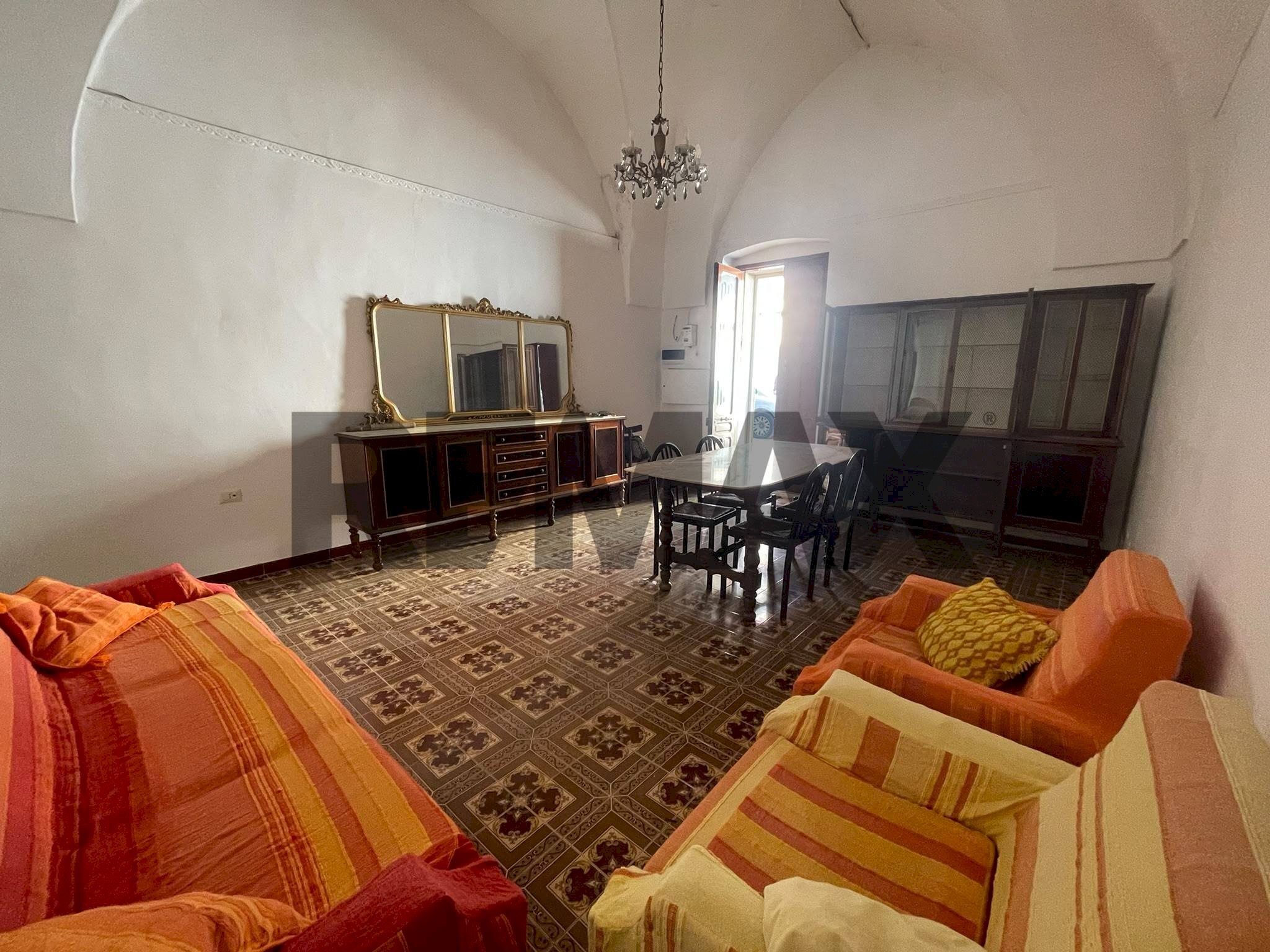 Sala da pranzo - Casa indipendente Via Carducci
 
17, San Pietro Vernotico - foto 1