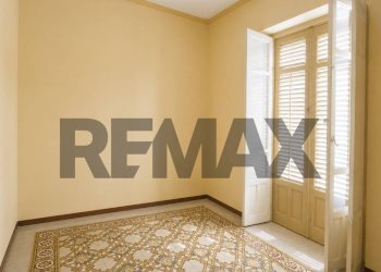Stanza vuota - Semi-detached house via f.sco criscpi
 
54, Capaci - photo 9