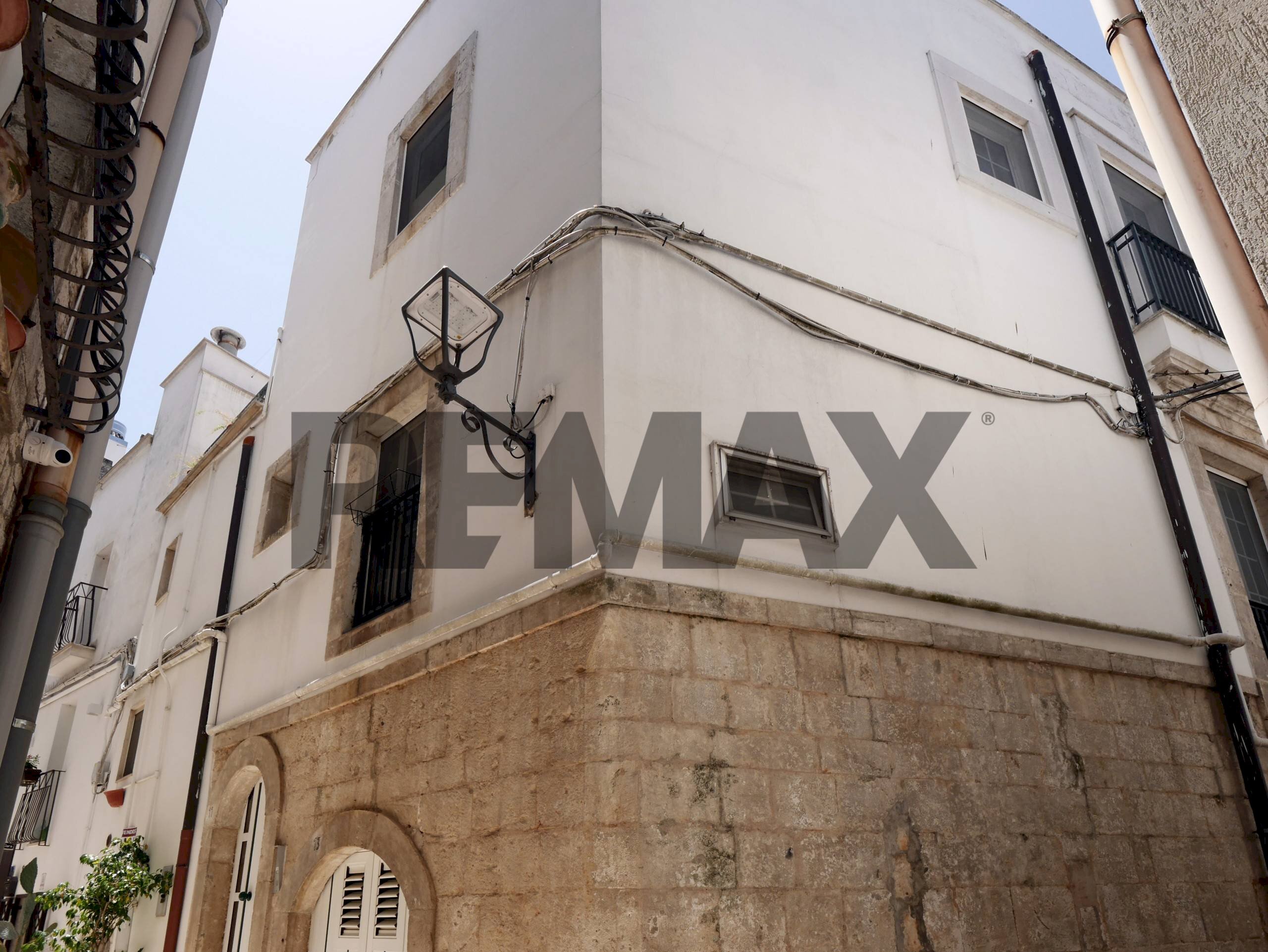 Edificio all\'aperto - Casa indipendente VIa San Paolo
 
12/14/16, Turi - foto 1