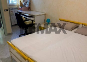 Camera / camera da letto - Casa indipendente VIa San Paolo
 
12/14/16, Turi - foto 9