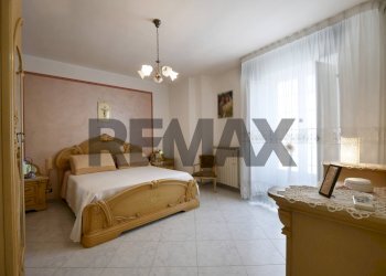 Camera / camera da letto - Casa indipendente VIa San Paolo
 
12/14/16, Turi - foto 12