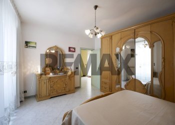 Camera / camera da letto - Casa indipendente VIa San Paolo
 
12/14/16, Turi - foto 13