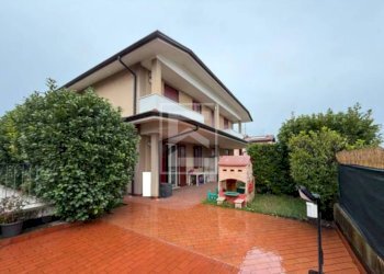 Foto 1 - Semi-detached house Via Francia
SNC, Desenzano del Garda - photo 1