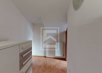Foto 12 - Trilocale via XXV Aprile
 
7, Puegnago sul Garda - foto 12