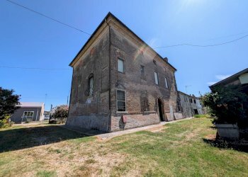 Foto 6 - Villa via Ludovico Ariosto
 
90, Masi Torello - foto 6
