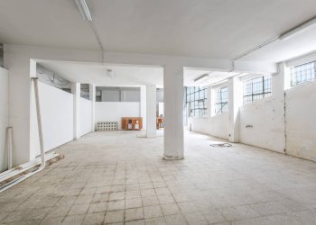 Foto 4 - Magazzino Via Fratelli Bandiera
2, Pomezia - foto 4