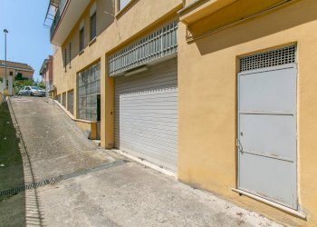 Foto 18 - Magazzino Via Fratelli Bandiera
2, Pomezia - foto 18