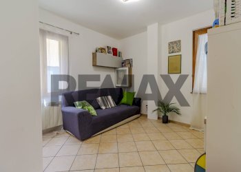 Soggiorno - Trilocale Via Ambrogio Strada
 
27, Bresso - foto 4