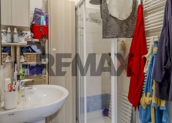 Bagno - Trilocale Via Ambrogio Strada
 
27, Bresso - foto 19