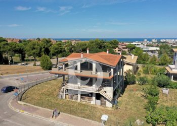 intera proprietà - Casa indipendente Via Petruzzi, Città Sant'Angelo - foto 27