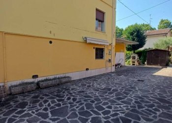 Cortile interno - Villa via Lucio Saltini, Carpi - foto 9
