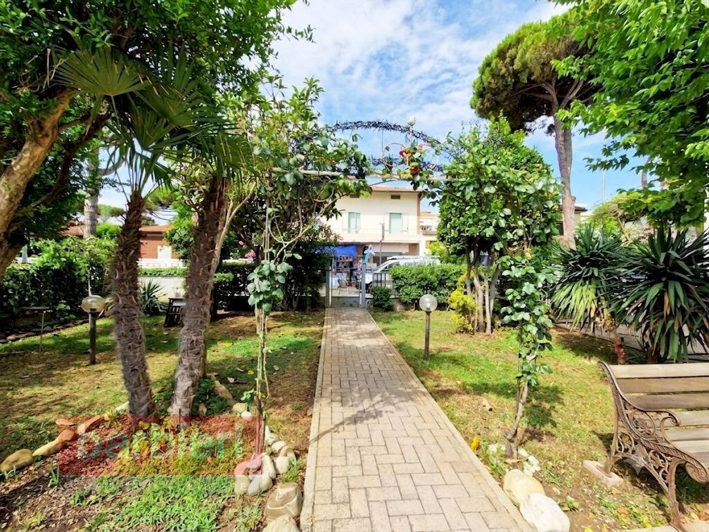 Foto 1 - Quadrilocale viale italia
 
11, Cervia - foto 1