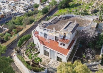 Vista - Villa viale Grotta San Ermete, 1, Matino - foto 1