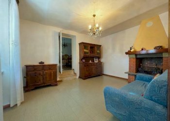 Salone - Rustic via Castagnola, Gremiasco - photo 3