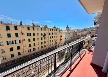 Balcone - Trilocale via Piandilucco, Genova (zona Pegli) - foto 1