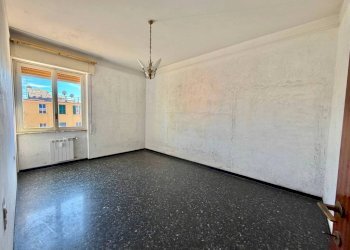Camera da letto - Trilocale via Piandilucco, Genova (zona Pegli) - foto 17