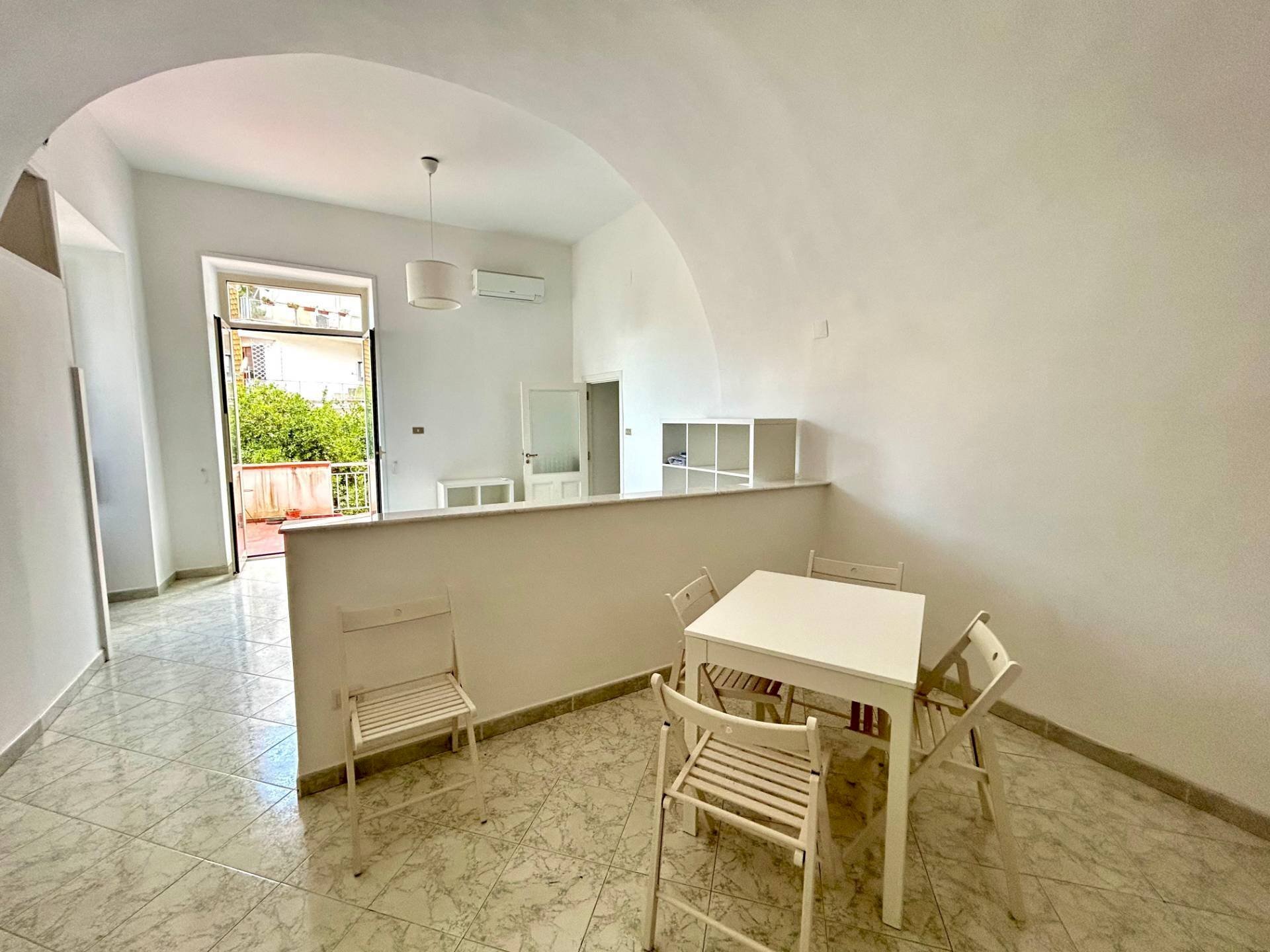 Foto 3 - Two-room apartment Corso Vittorio Emanuele, Napoli - photo 3