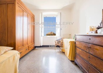 Camera da letto - Trilocale via Caiero, 9, frazione Quinto Al Mare, Genova - foto 6