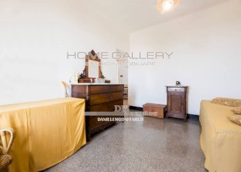 Camera da letto - Trilocale via Caiero, 9, frazione Quinto Al Mare, Genova - foto 15